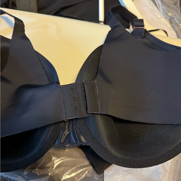 Soma Vanishing 360 Bra - Picture 3 of 5